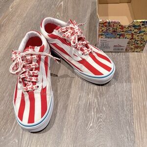Vans | W US 6 | Old Skool | Where’s Waldo? | Low Top Sneakers